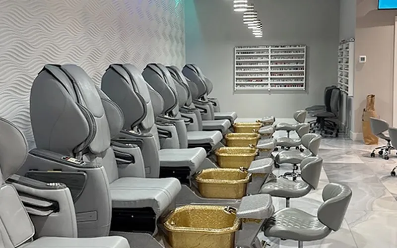 Essense Nails Spa