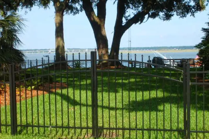 Fence companies in Bluffton