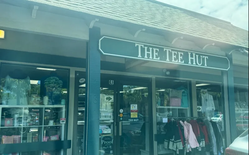 The Tee Hut storefront at Coligny Plaza