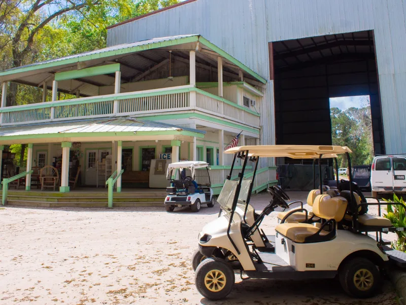 Freeport General Store and shopping