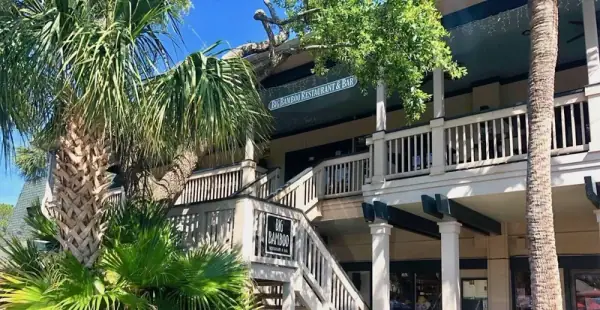 Coligny Plaza restaurants