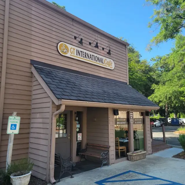 GT International Cafe