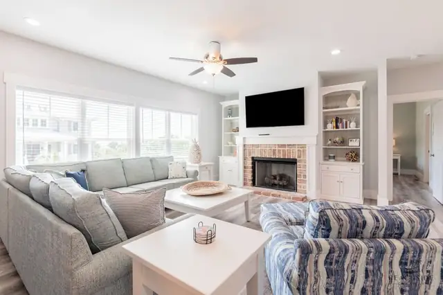 Living room of this home in Forest Beach