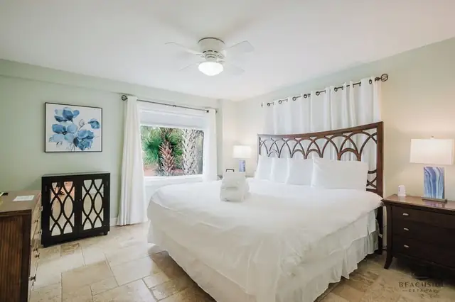 Bedroom of this home in Forest Beach
