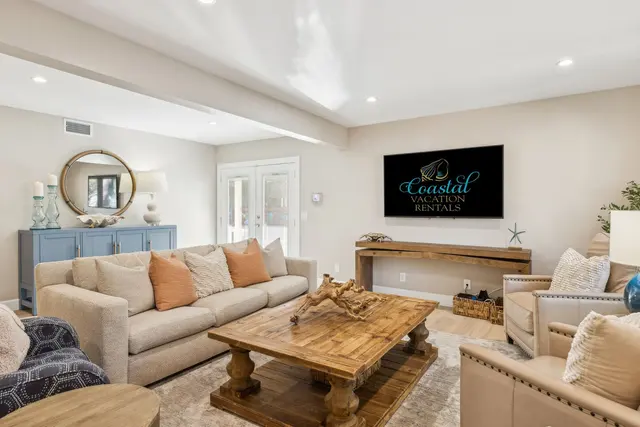 Living room of this home in Forest Beach