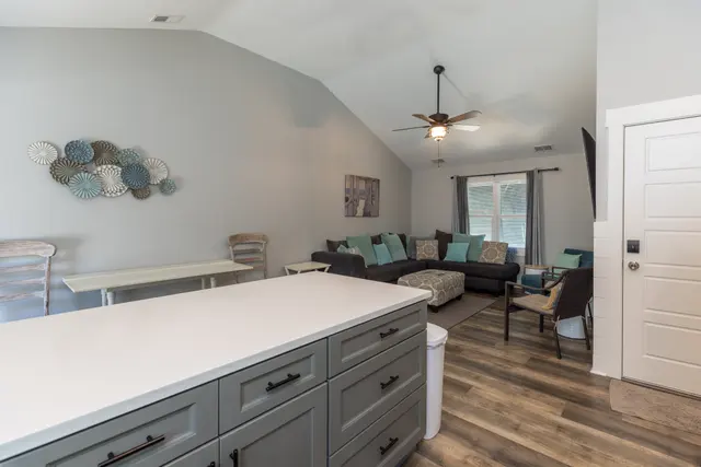 Photo of this home in Forest Beach