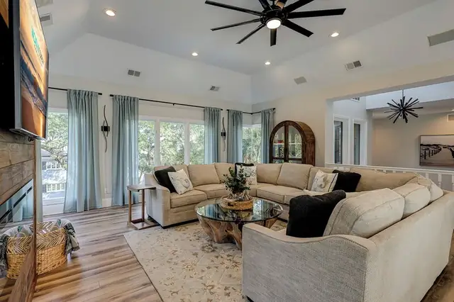 Living room of this home in Forest Beach