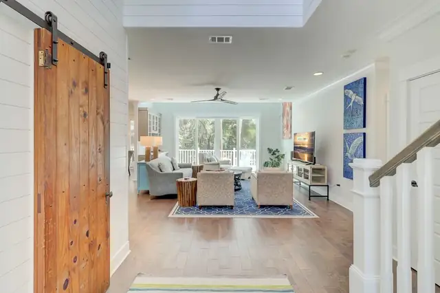 Living room of this home in Forest Beach