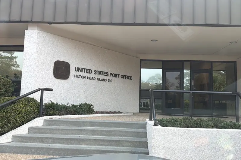 The entrance sign at the Hilton Head Island post office on Bow Circle