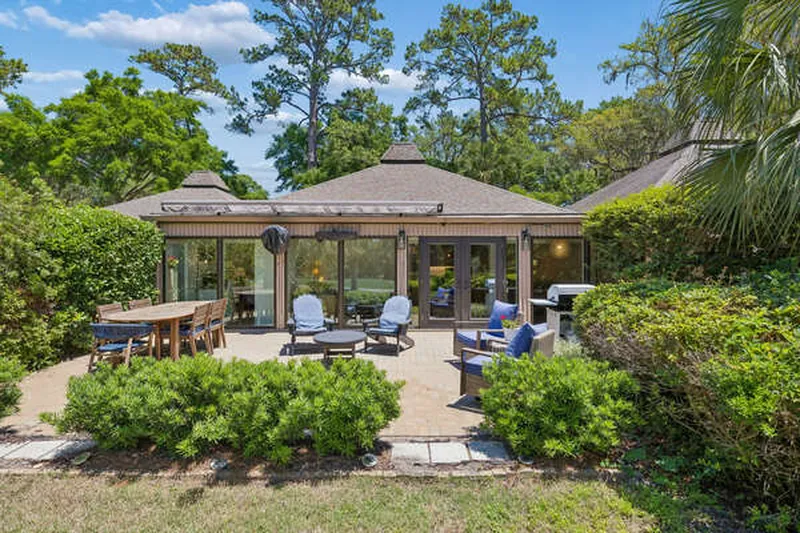 Harbourwood Villas