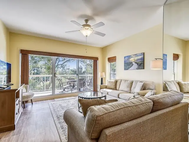 Living room at Barrington Arms 308