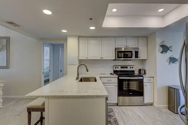 Kitchen at Barrington Arms 206