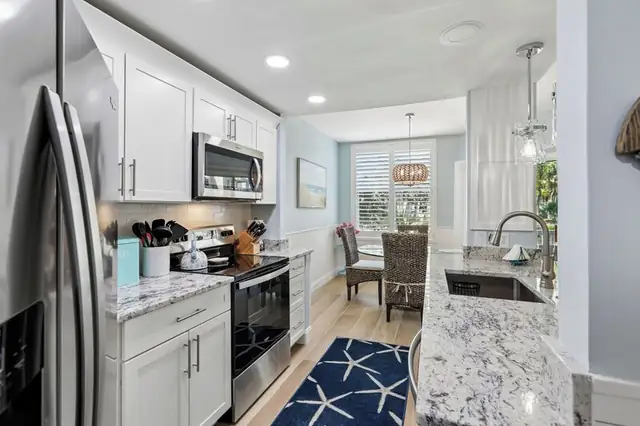 Kitchen at Barrington Park 608