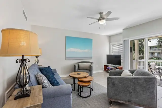 Living room at Barrington Park 609