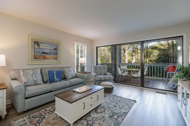 Living room at Centre Court Villas 7813