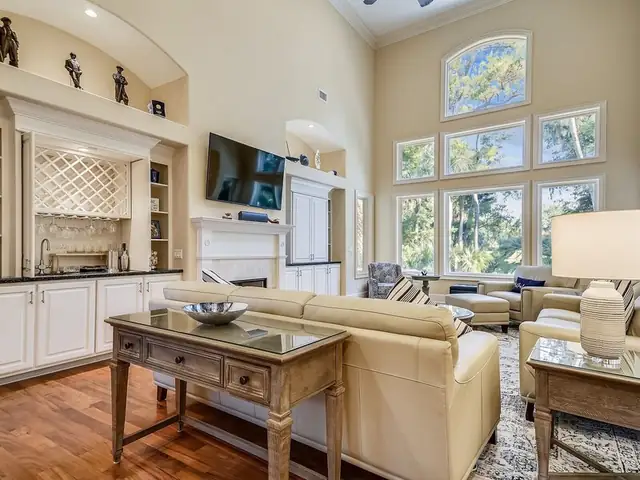 Living room of this home in Palmetto Dunes