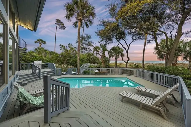 Pool of this home in Palmetto Dunes