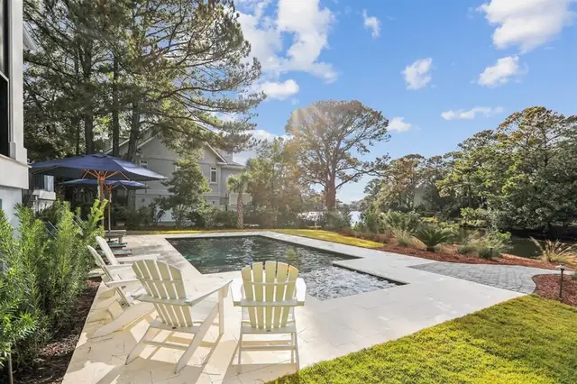 Pool of this home in Palmetto Dunes