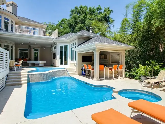 Pool of this home in Palmetto Dunes