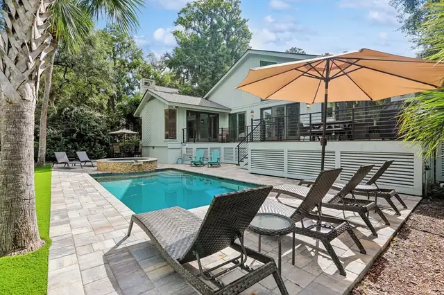 Pool of this home in Palmetto Dunes