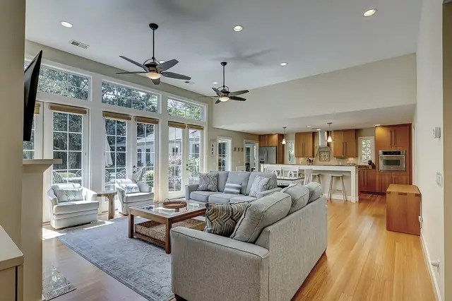 Living room of this home in Palmetto Dunes