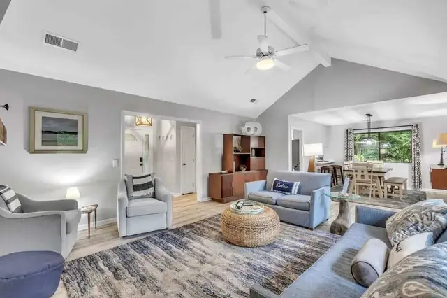 Living room of this home in Palmetto Dunes