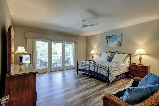 Bedroom of this home in Palmetto Dunes