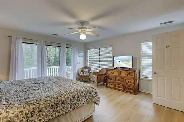 Bedroom of this home in Palmetto Dunes