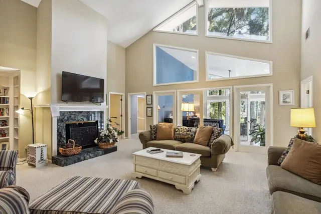 Living room of this home in Palmetto Dunes