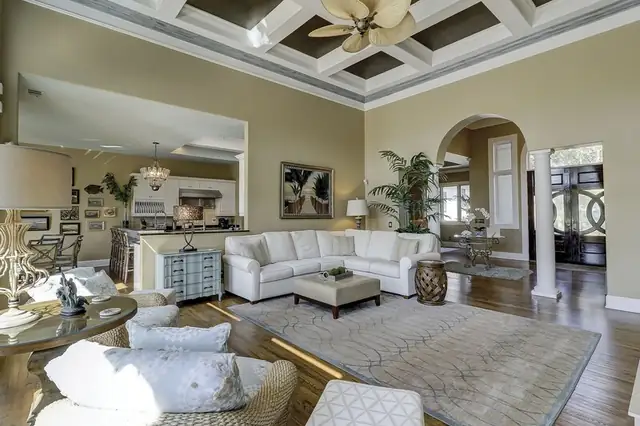 Living room of this home in Palmetto Dunes