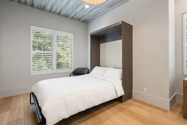 Bedroom of this home in Palmetto Dunes