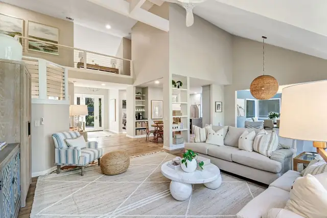 Living room of this home in Palmetto Dunes