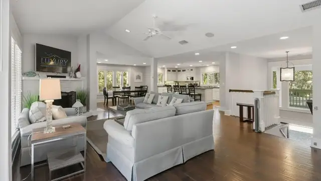 Living room of this home in Palmetto Dunes