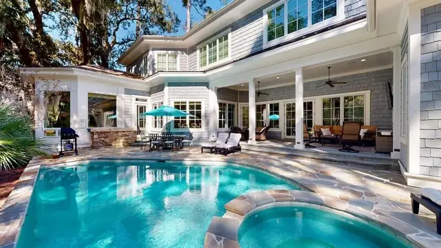 Outside of this home in Palmetto Dunes