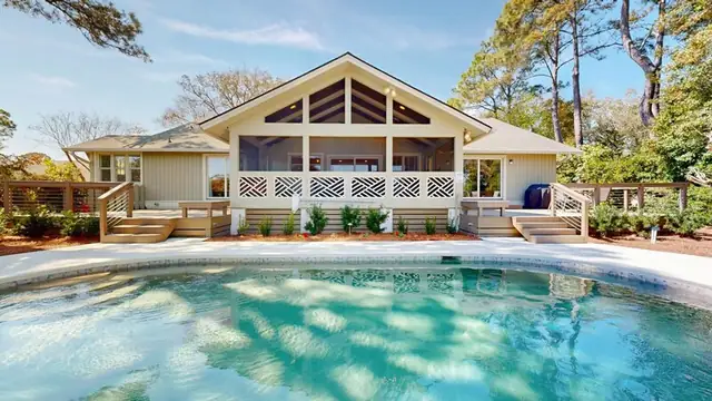 Outside of this home in Palmetto Dunes
