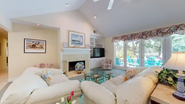 Living room of this home in Palmetto Dunes