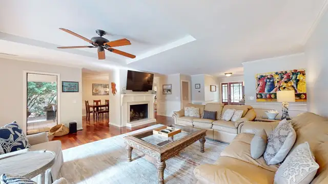 Living room of this home in Palmetto Dunes