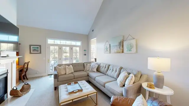 Living room of this home in Palmetto Dunes