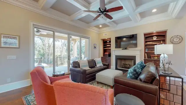 Living room of this home in Palmetto Dunes