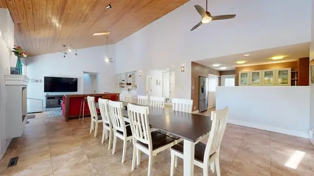 Dining area of this home in Palmetto Dunes