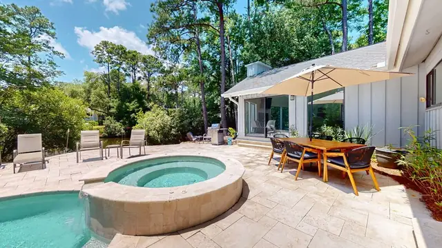 Pool of this home in Palmetto Dunes