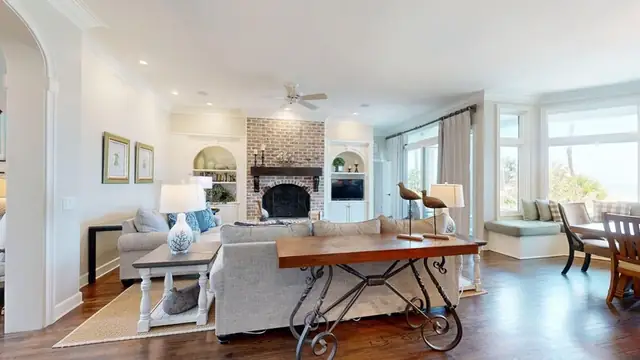 Living room of this home in Palmetto Dunes