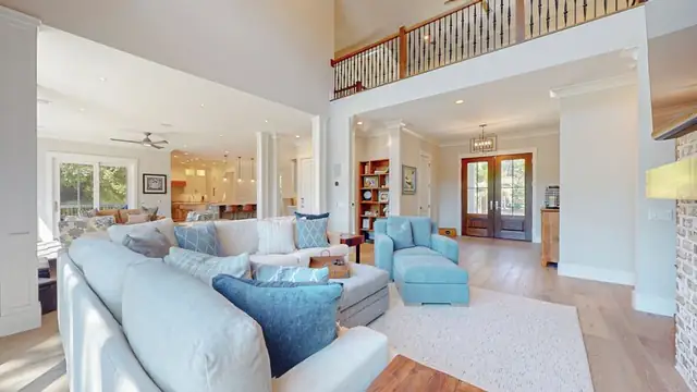 Living room of this home in Palmetto Dunes