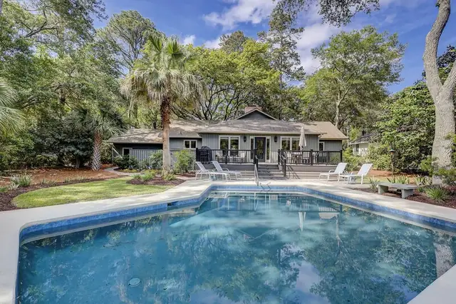 Outside of this home in Palmetto Dunes