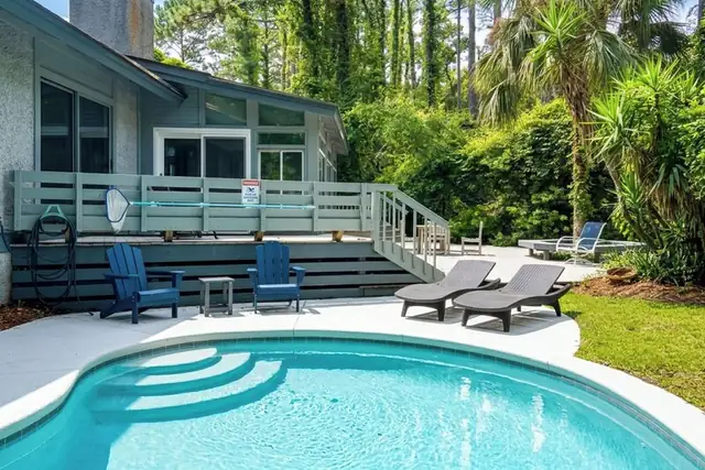 Pool of this home in Palmetto Dunes