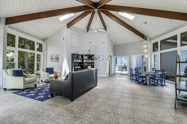 Living room of this home in Palmetto Dunes