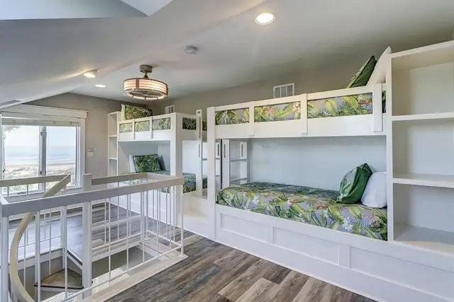 Bedroom of this home in Palmetto Dunes