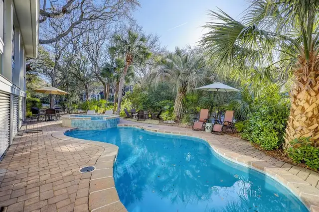 Pool of this home in Palmetto Dunes