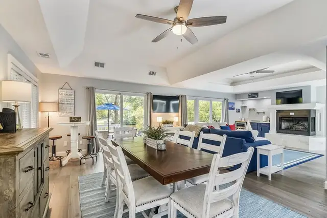 Dining area of this home in Palmetto Dunes