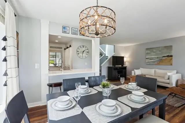 Dining area at Inverness Village 982